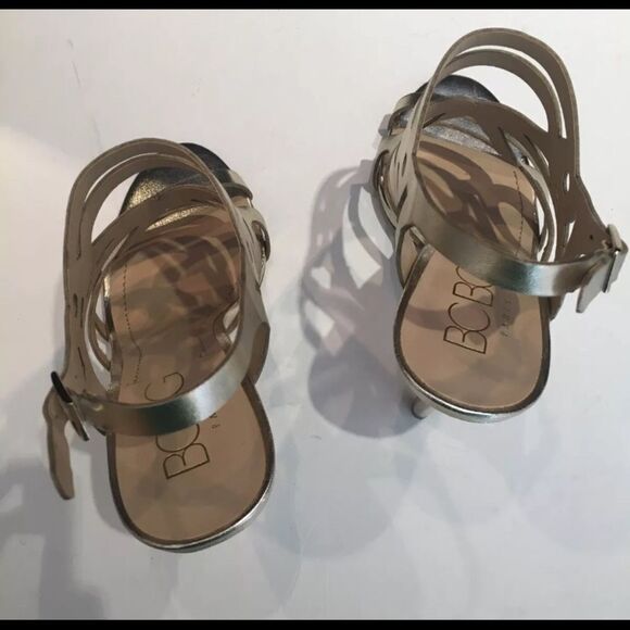 BCBG Paris Gold “Faythe” Heels size 7.5 - Picture 10 of 13